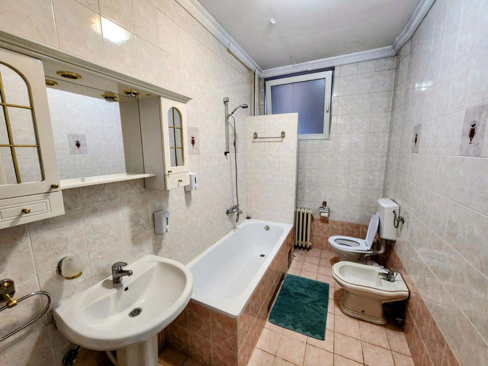 Authentic Belgrade Centre Apartments For Large Groups, Republic Square - Up To 47 People In 5 Apartments Ruang foto