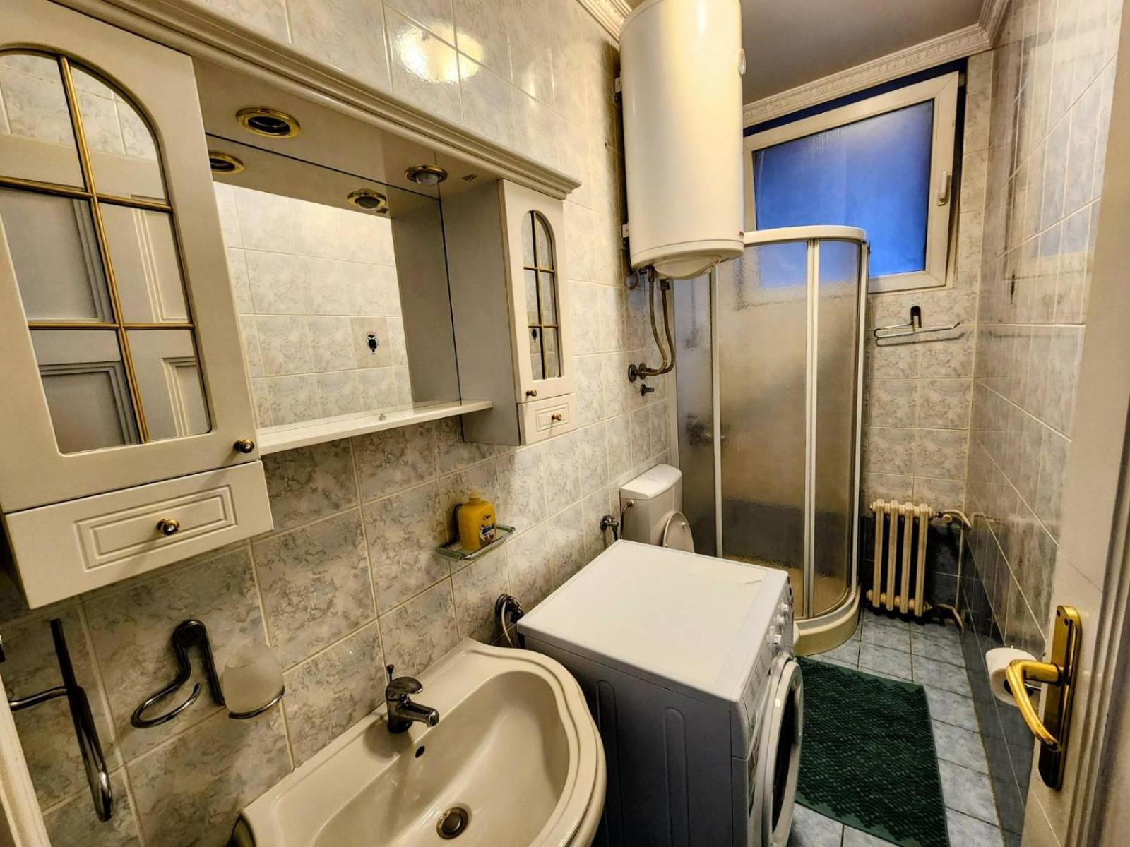 Authentic Belgrade Centre Apartments For Large Groups, Republic Square - Up To 47 People In 5 Apartments Ruang foto