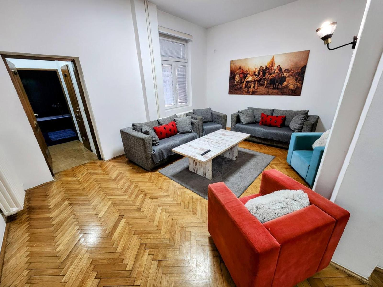 Authentic Belgrade Centre Apartments For Large Groups, Republic Square - Up To 47 People In 5 Apartments Ruang foto