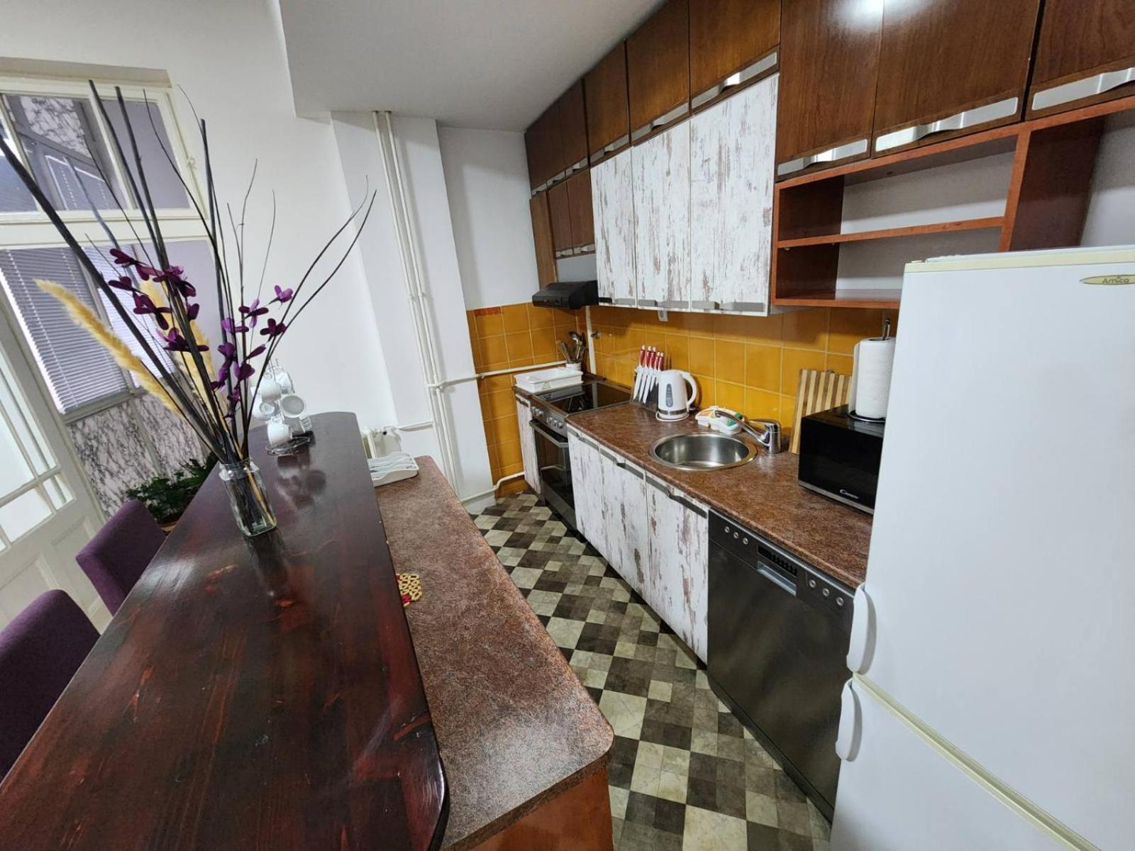 Authentic Belgrade Centre Apartments For Large Groups, Republic Square - Up To 47 People In 5 Apartments Ruang foto