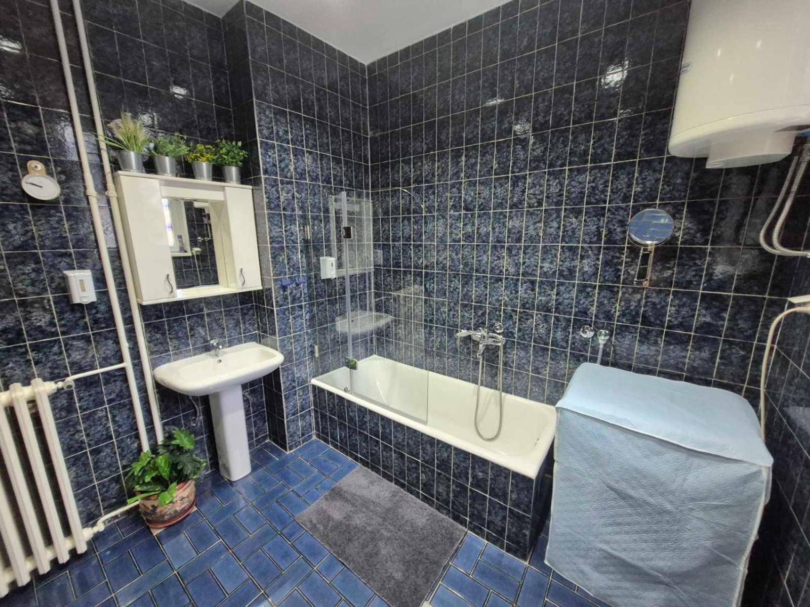 Authentic Belgrade Centre Apartments For Large Groups, Republic Square - Up To 47 People In 5 Apartments Ruang foto